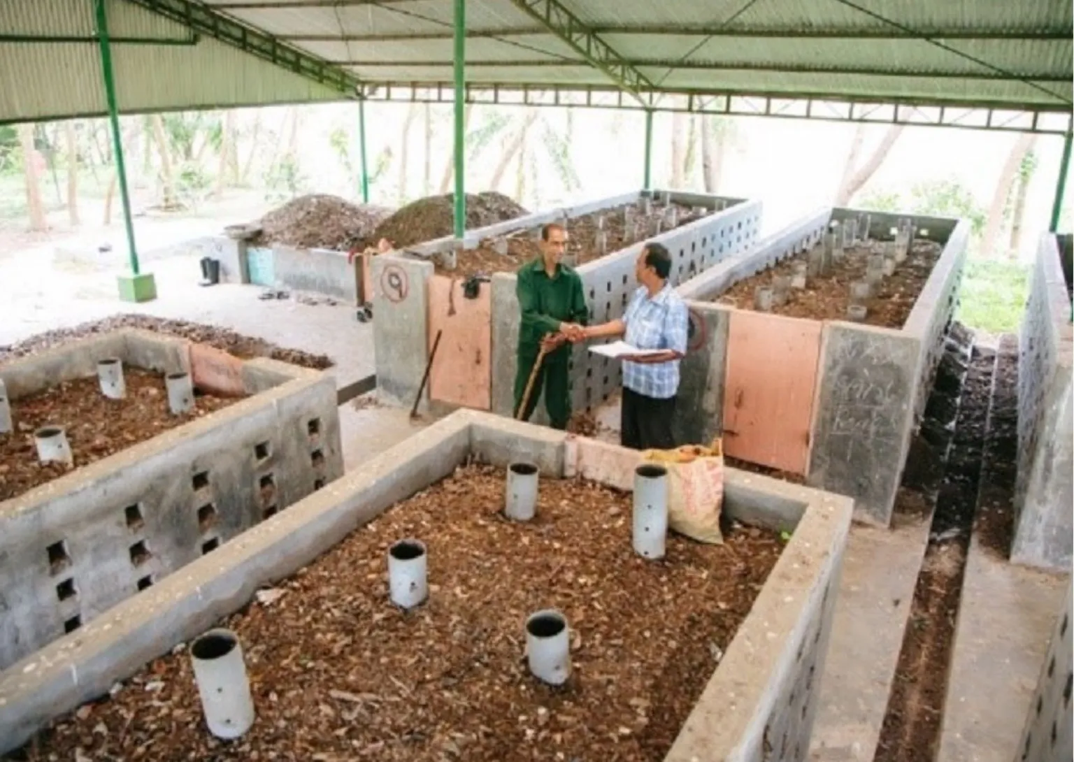 Urban Sanitation in Bangladesh - Component 4 Treatment, disposal and reuse