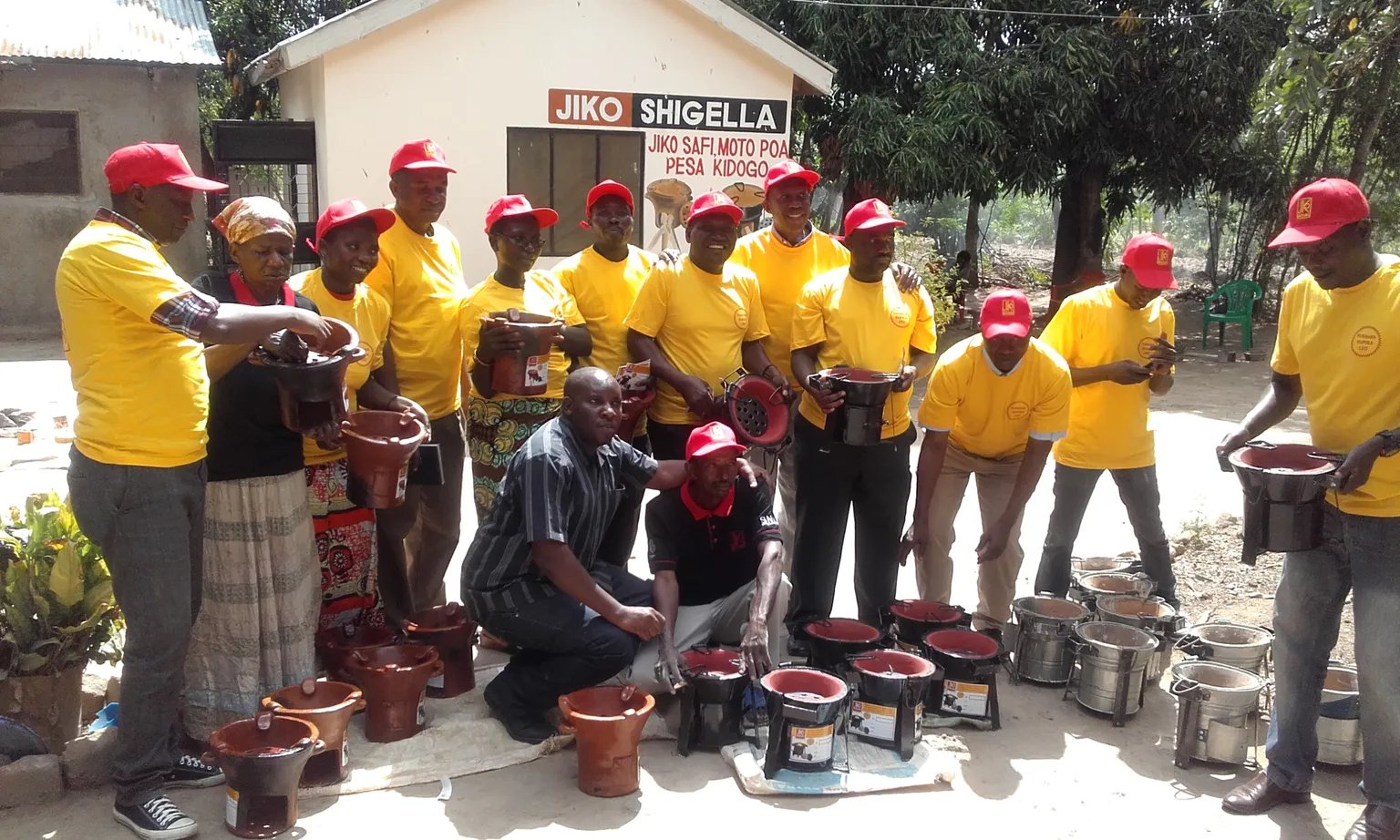 Burundian cookstove producers trained by SNV Tanzania