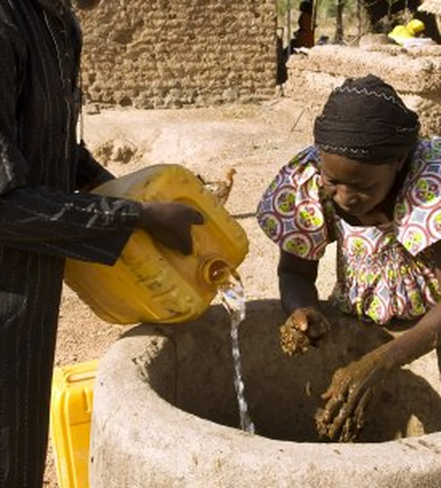 SNV and partners support ground-breaking biodigester event in Burkina Faso