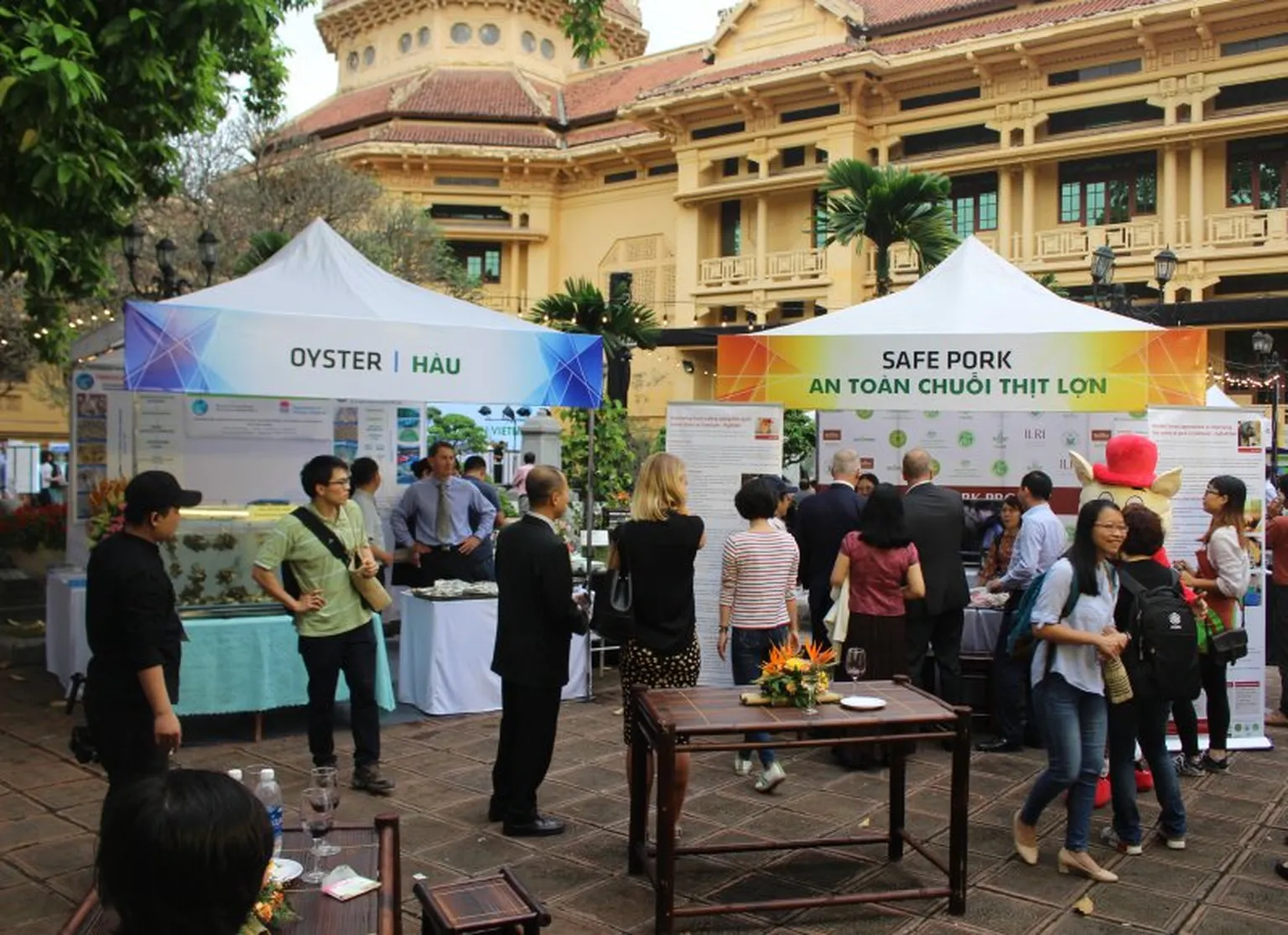 A total of 19 booths displayed agricultural products at the Market Place