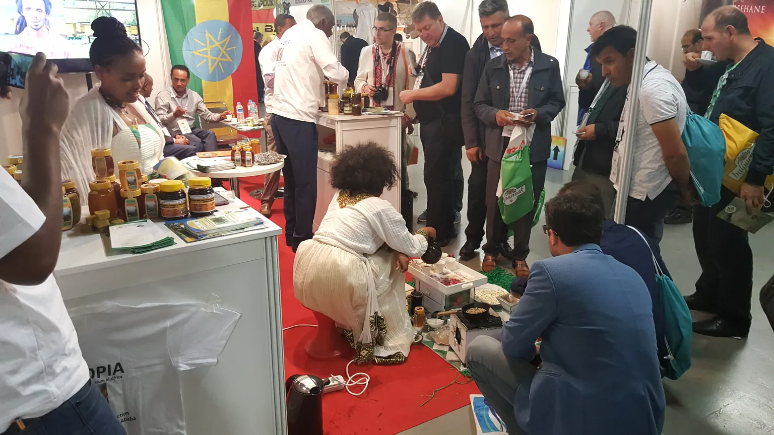 SNV participates in APIMONDIA congress 2017