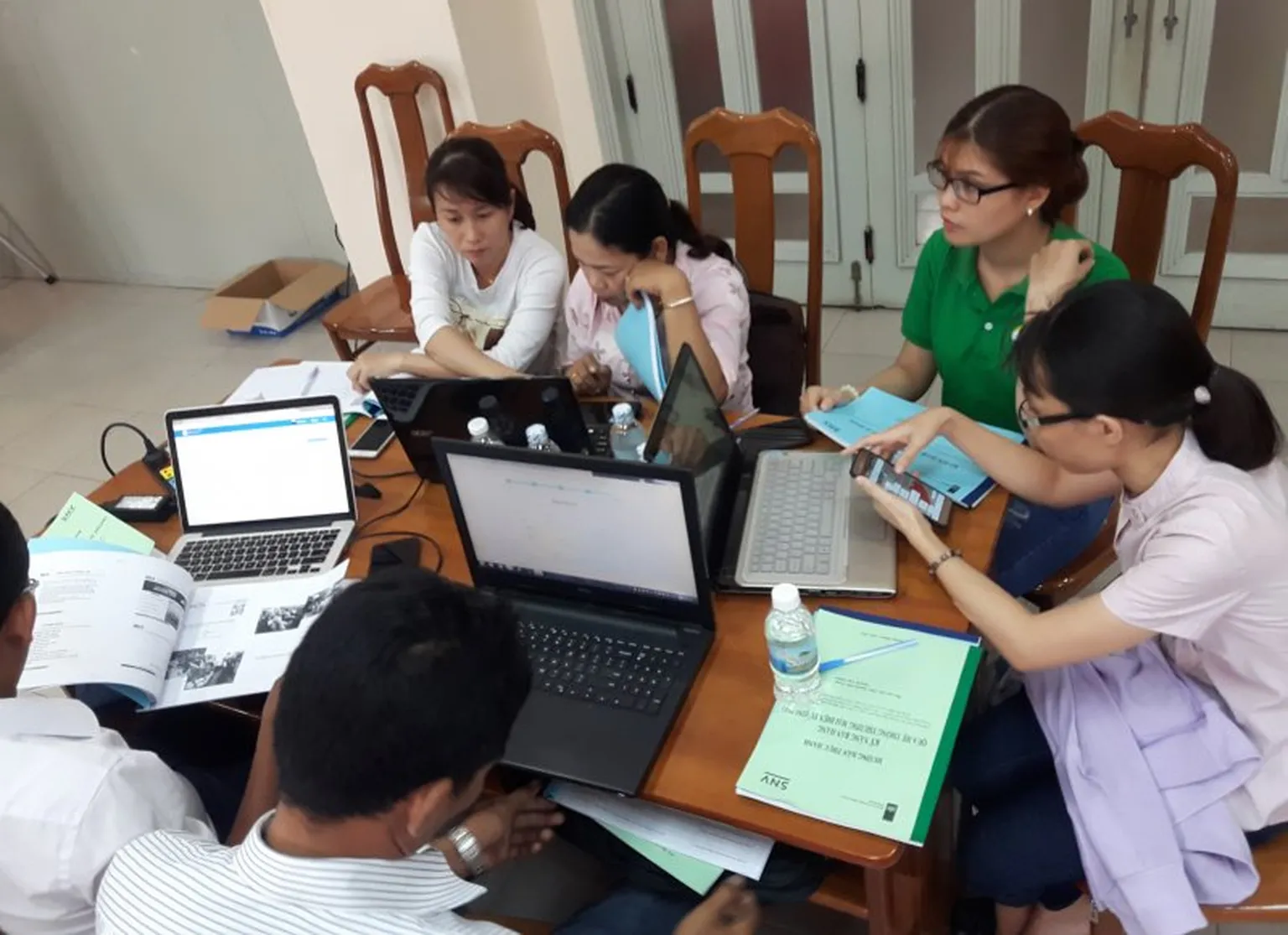 Participants learn how to set-up their own online store