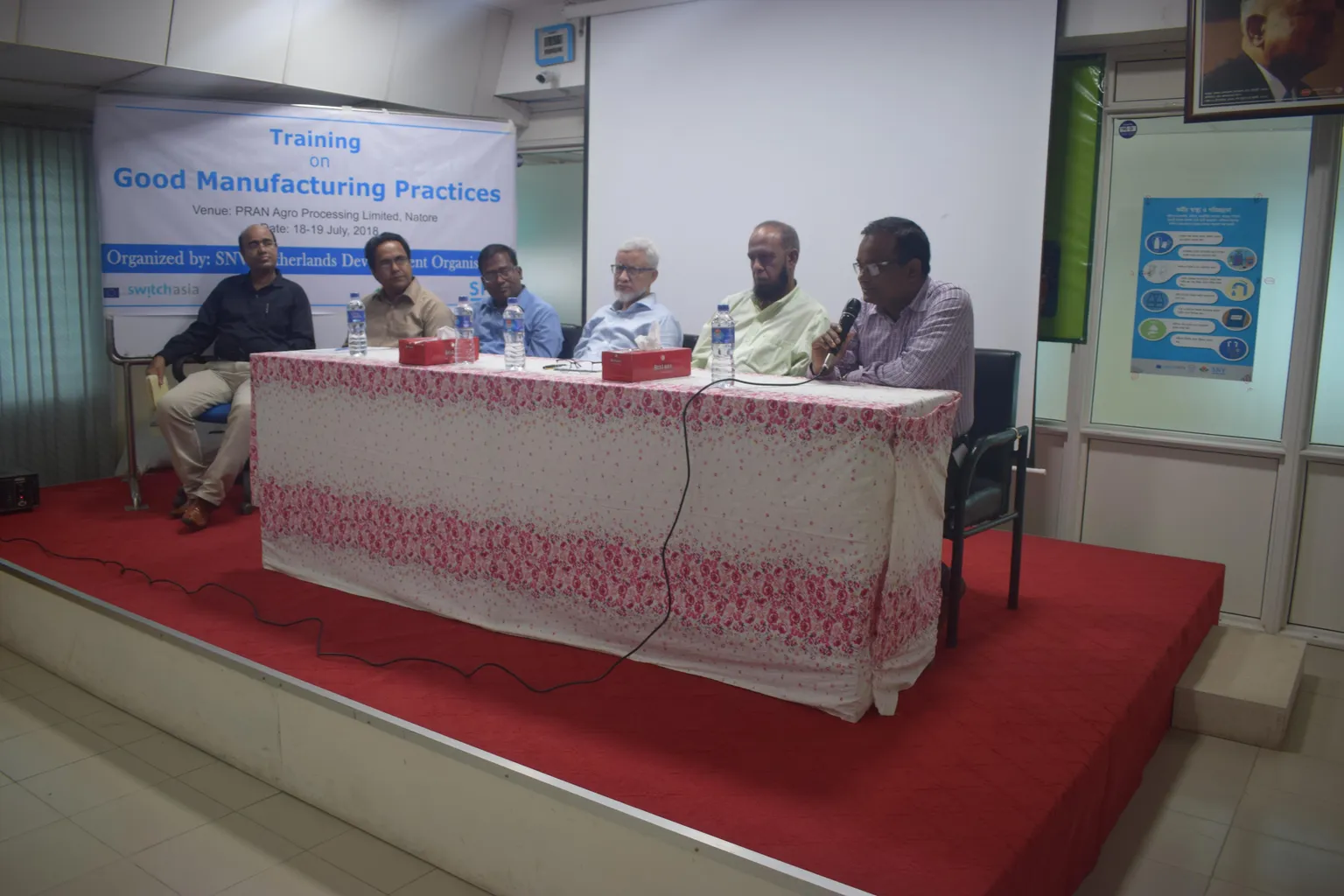 Good manufacturing practices concerning safe processed products of mango and tomato