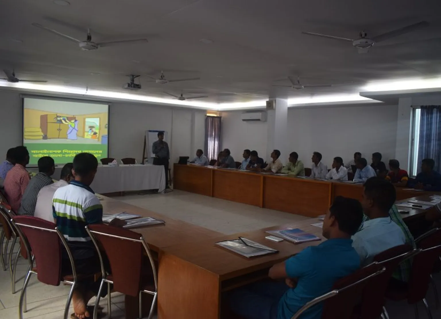DAE Resource Speaker conducting his session