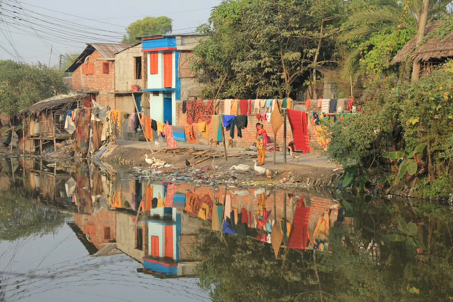 A picture of the urban water cycle in a Bangladeshi city