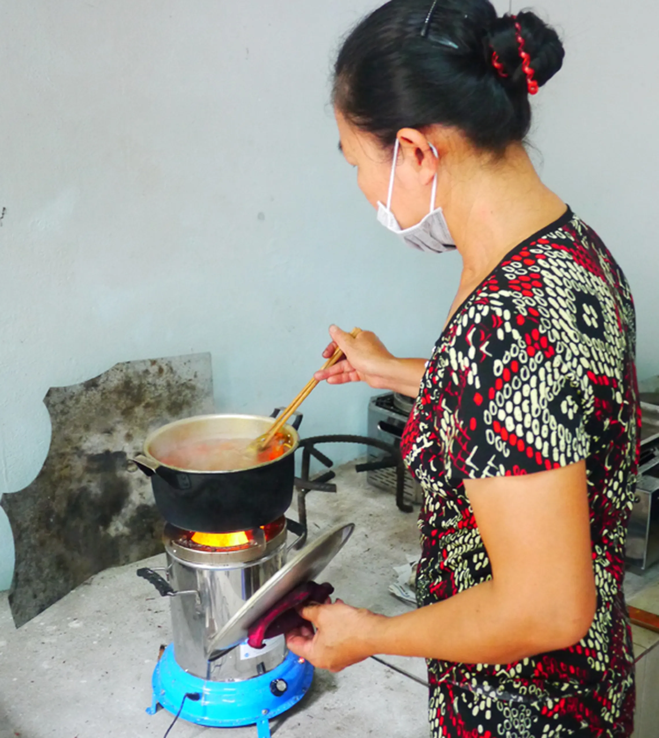 Advanced clean cookstoves auction launched in Vietnam